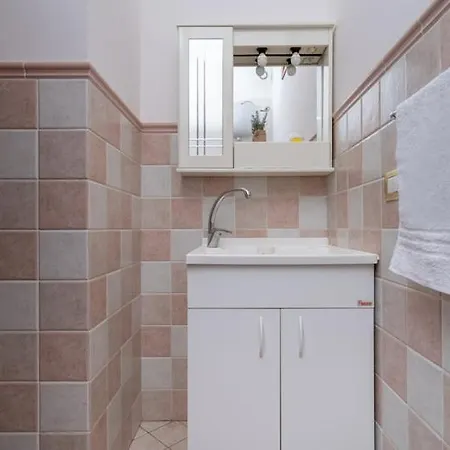 Apartment Cecilia *